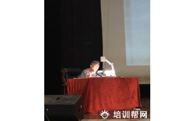 厦门聚英考研二战学校
