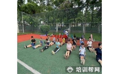 莞城引体向上培训学费，东莞菁英体育