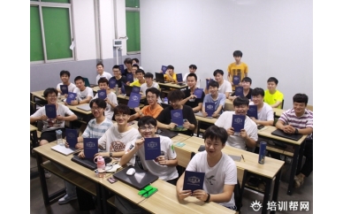 佛山犀灵工业机器人系统维护培训学费,推荐就业。