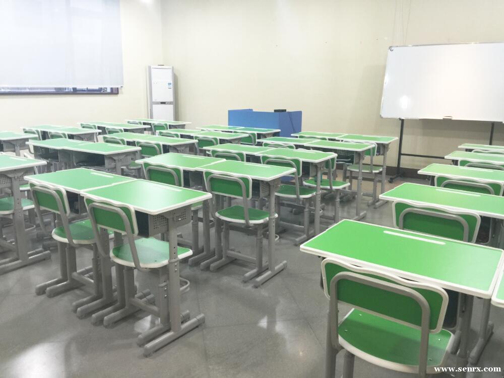 学校教室