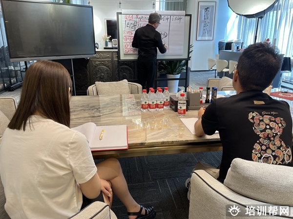 周导AI融资设计