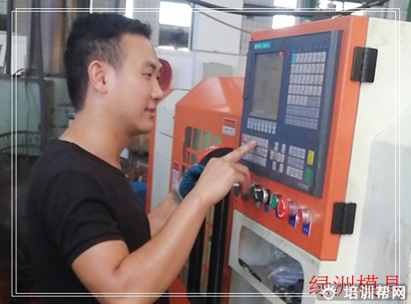 模具数控 温州绿洲模具数控辅导班