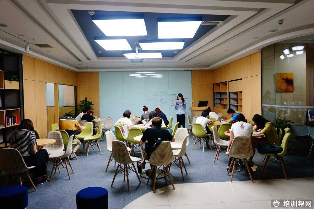 青岛零基础英语培训哪里好