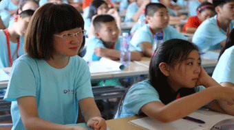 张嘴就来青少年演讲与口才夏令营培训