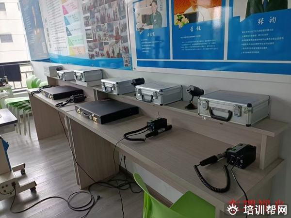 小店眼镜定配工中级培训价格