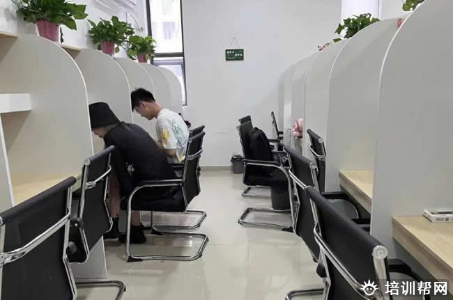 十大水平高的考研复试网上面试班精选机构一览表