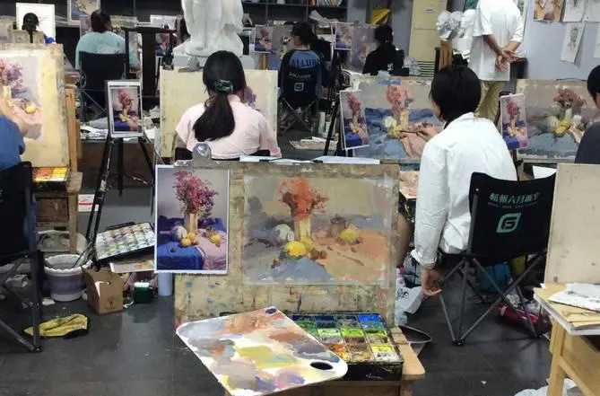 美术生高三集训一般要多少钱 报班费用标准一览