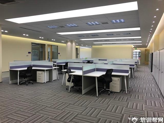 学校环境