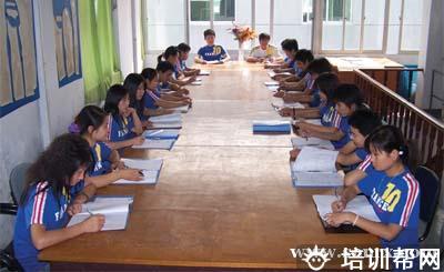 宁波四季春服装培训学校